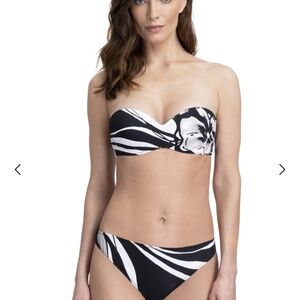 NEWL’Ensemble Bikini Gottex The Essentials Midnight Rose     Bikini Set (size 8)